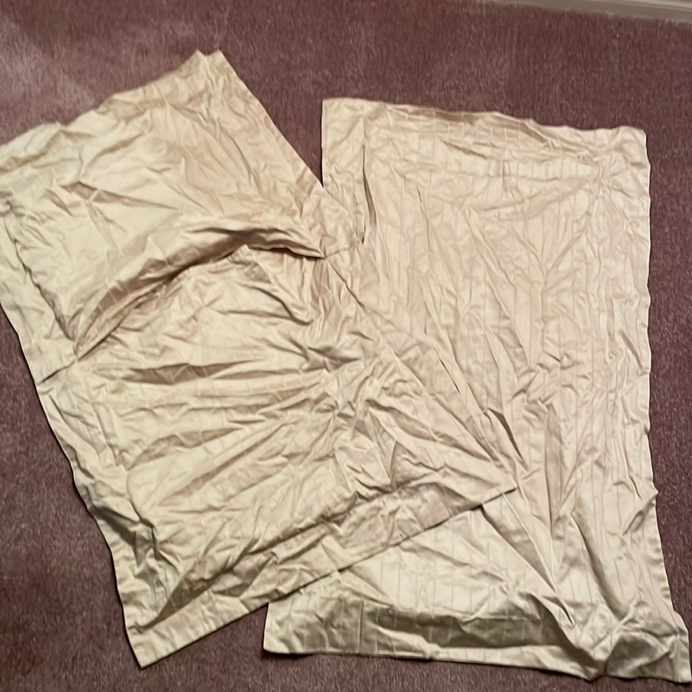 Gold king size pillowcases
